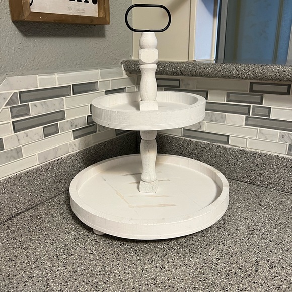 Hallmark Decor - Picture 4 of 14